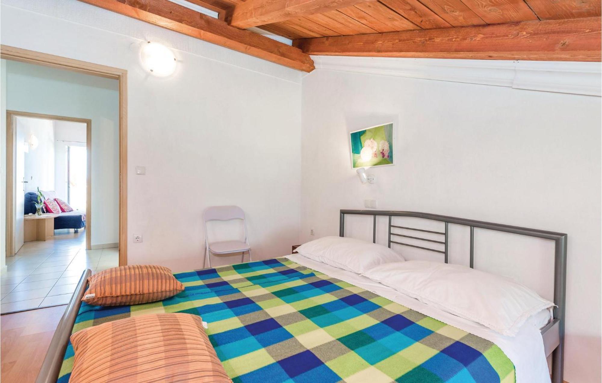 Nice Apartment In Rab With Kitchen Barbat na Rabu Ngoại thất bức ảnh